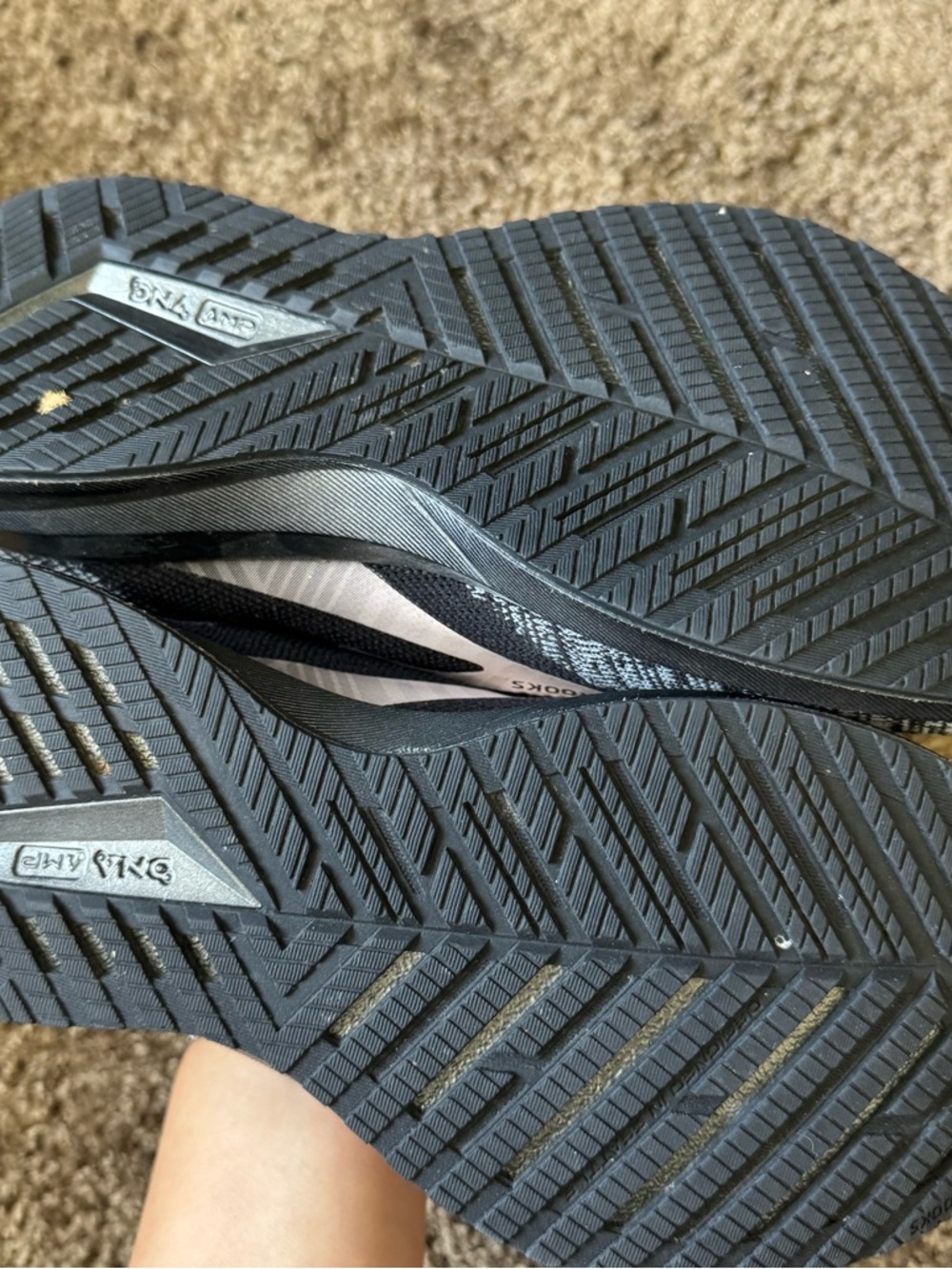 Women's Brooks Levitate 4 running shoes - Picture 5 of 10